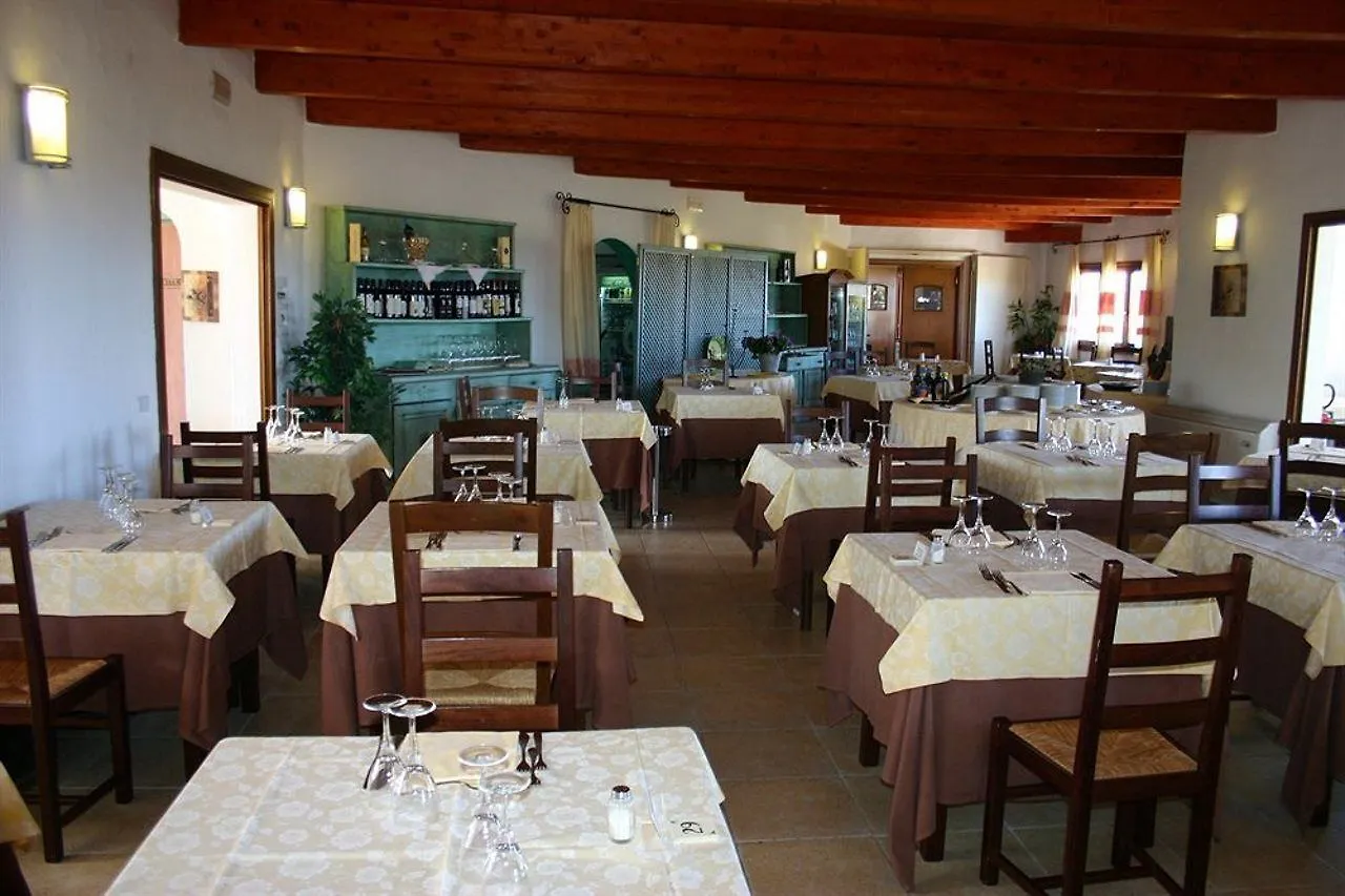Hotel Li Graniti Baja Sardinia Italië