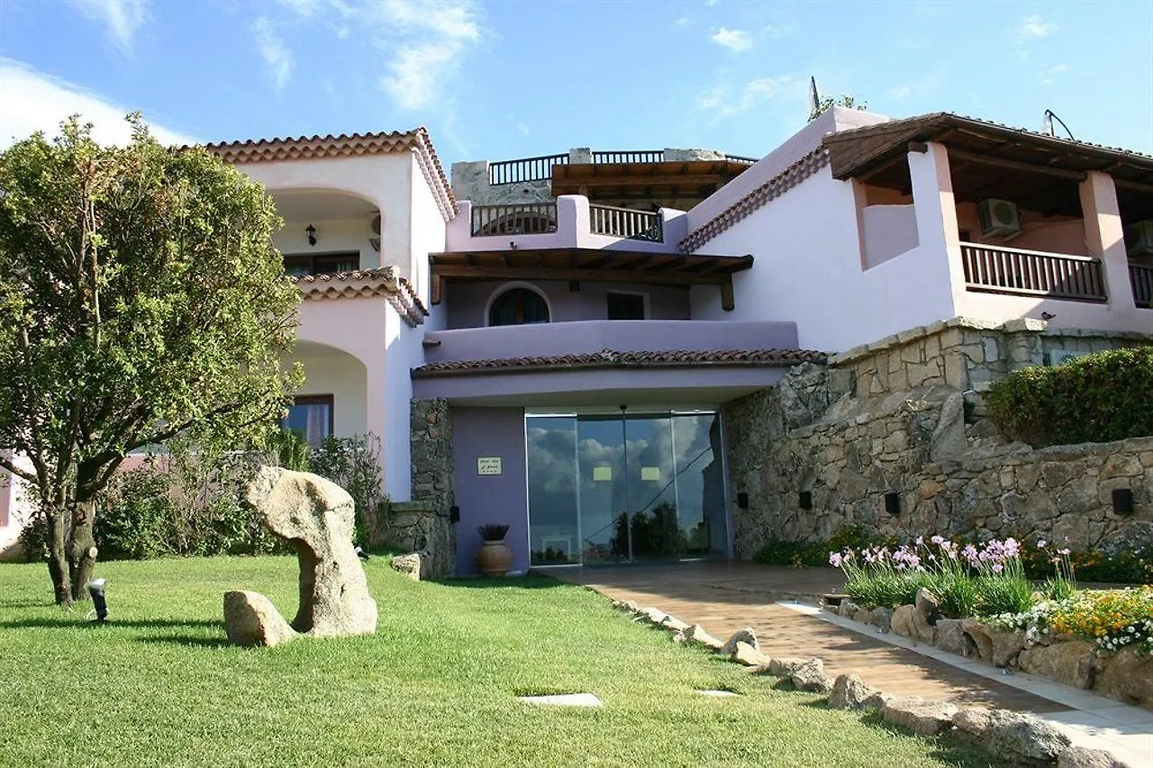 Hotel Li Graniti Baja Sardinia